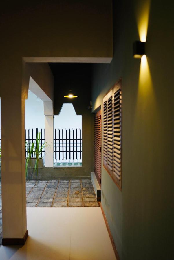 Hotel Chariot Square Kandy Exterior foto