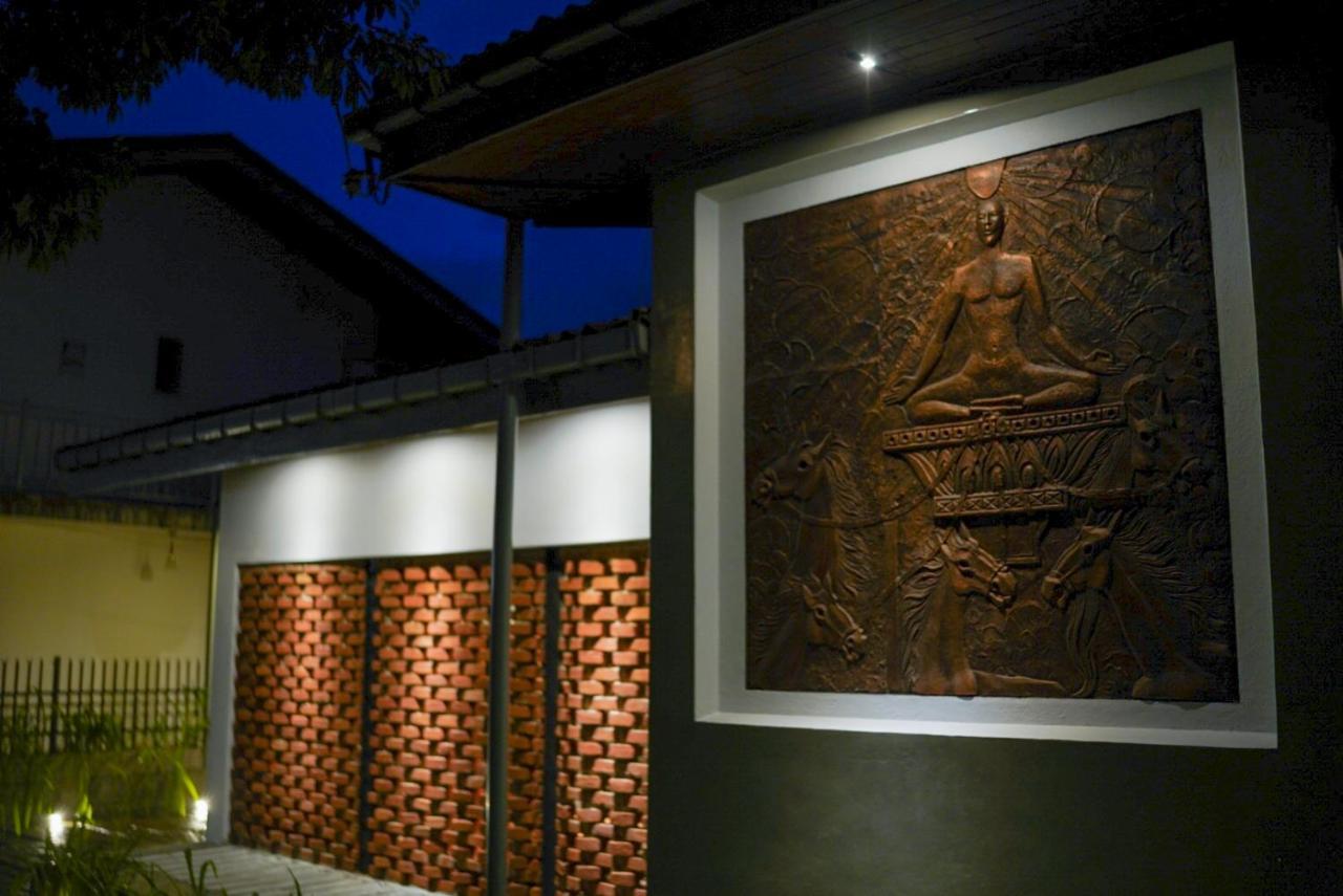 Hotel Chariot Square Kandy Exterior foto